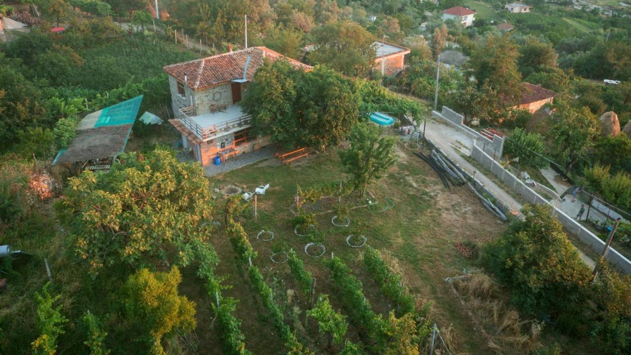 The House In The Village Pellumbas Zewnętrze zdjęcie